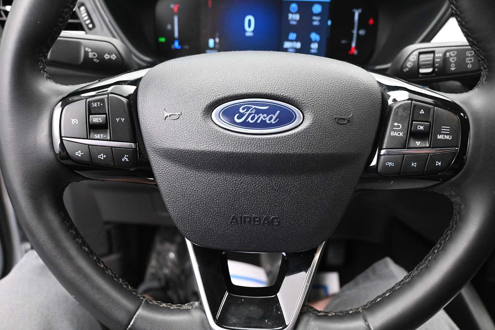 Certified 2025 Ford Escape Active w/ Cold Weather Package FWD image 32