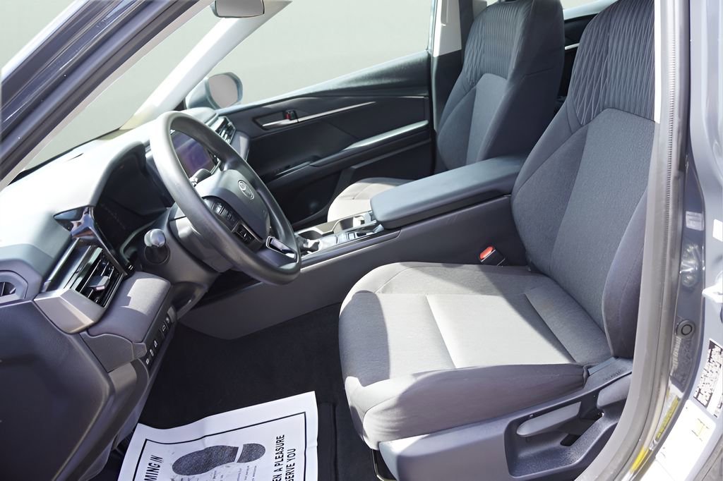 Used 2026 Toyota Camry LE image 18