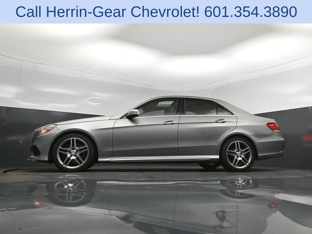 Used 2015 Mercedes-Benz E 350 Sedan image 38