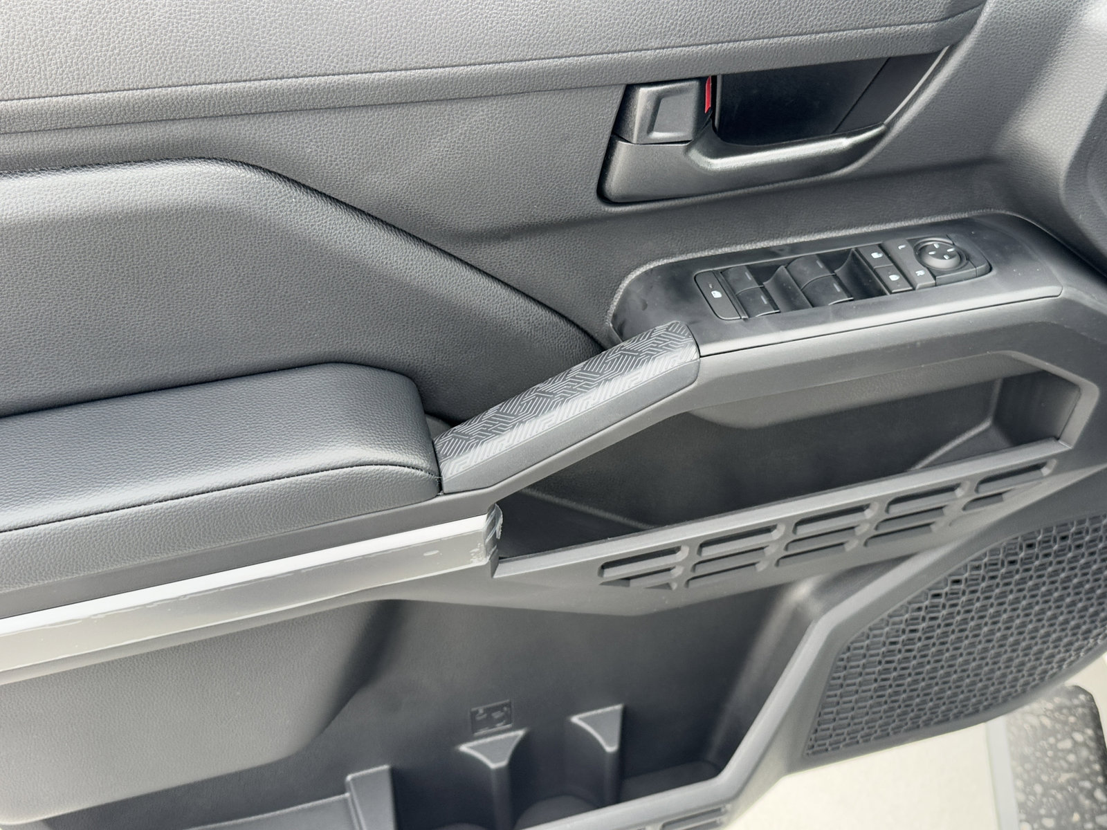 New 2026 Toyota Tacoma SR5 image 18