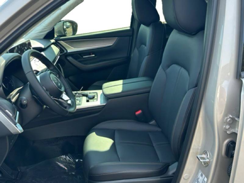 Used 2026 MAZDA CX-90 3.3 Turbo w/ Preferred Package AWD/4WD image 8