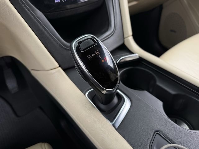 Used 2017 Cadillac XT5 Luxury w/ Driver Awareness Package image 21