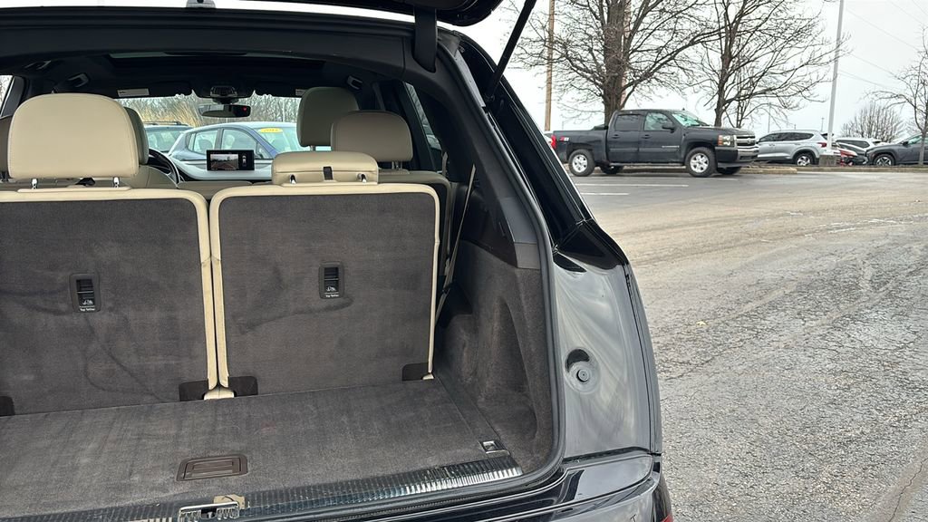 Used 2018 Audi Q7 3.0T Premium Plus w/ Premium Plus Package image 34