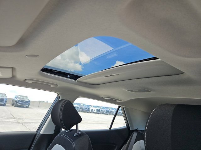 New 2025 Hyundai Venue SEL FWD image 23