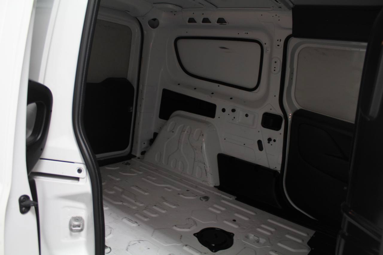 Used 2021 RAM ProMaster City Tradesman FWD image 23