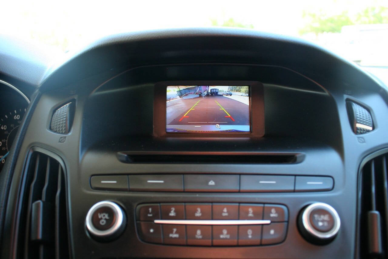 Used 2017 Ford Focus S FWD image 21