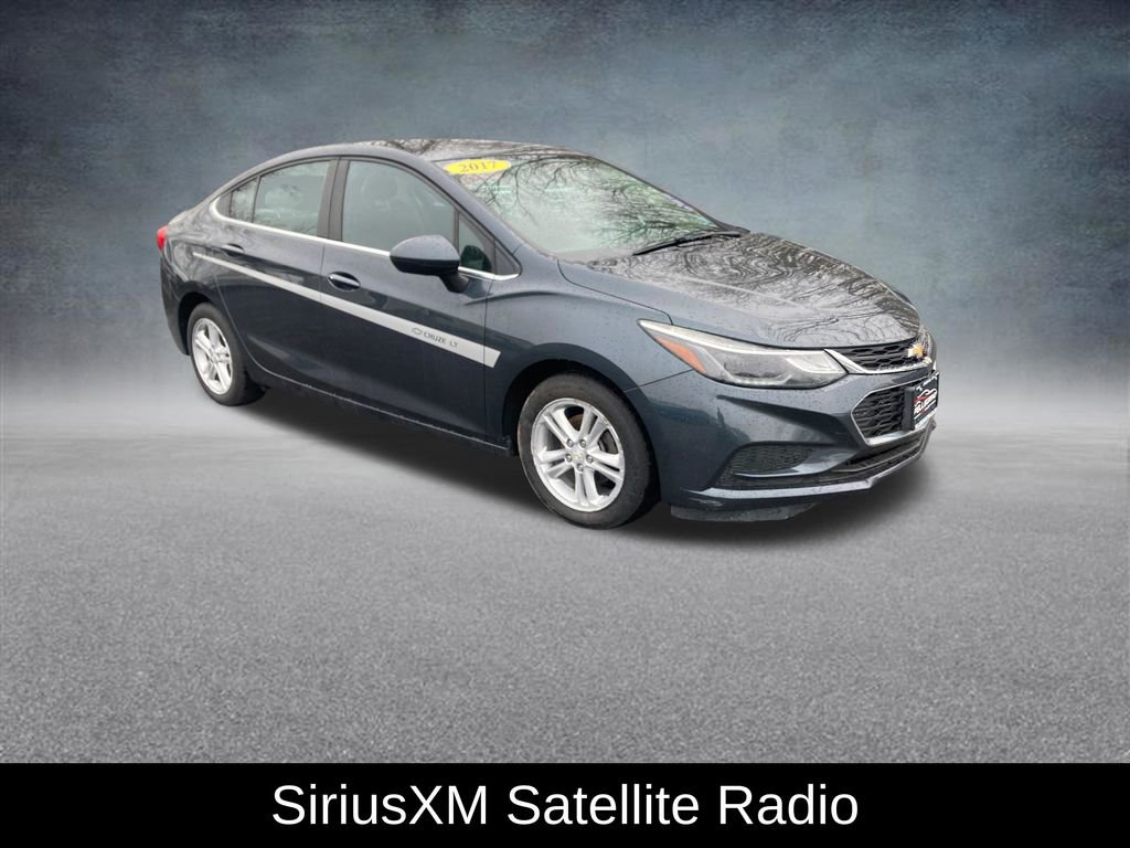 Used 2017 Chevrolet Cruze LT w/ Convenience Package FWD image 9