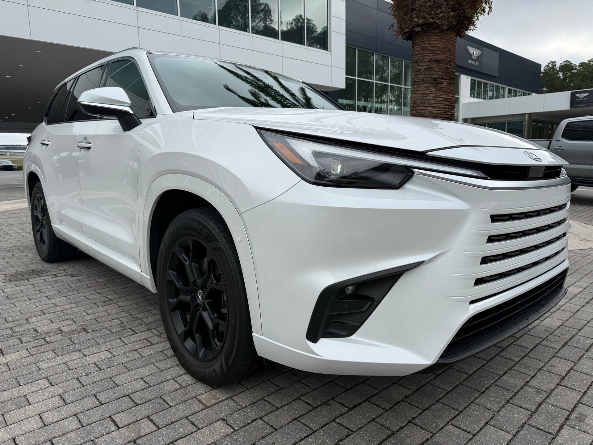 Used 2024 Lexus TX 350 350 Premium w/ Captains Chair Package image 7