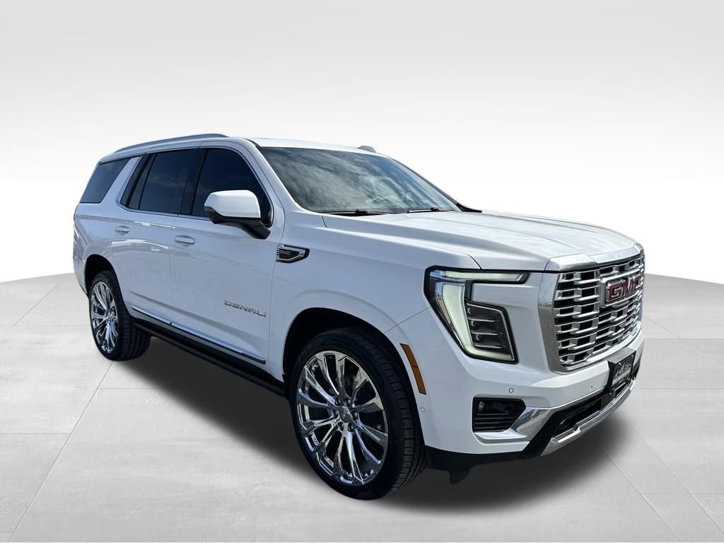 Used 2025 GMC Yukon Denali w/ Sun & Power Step Package image 26