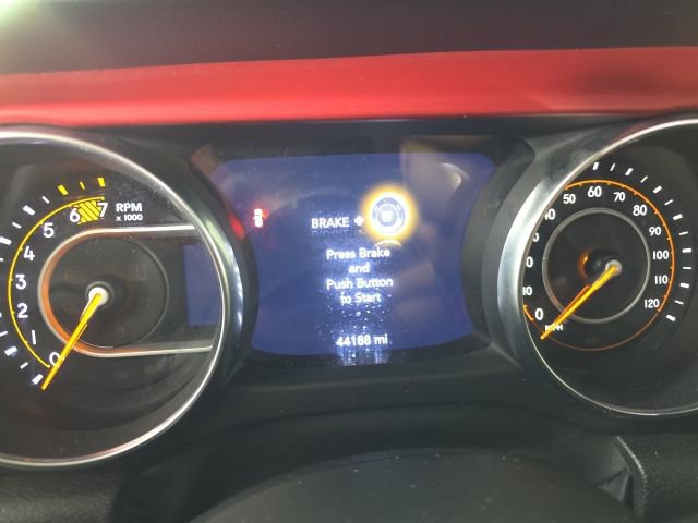 Used 2023 Jeep Wrangler Unlimited Rubicon w/ Xtreme Recon 35" Tire Package image 16