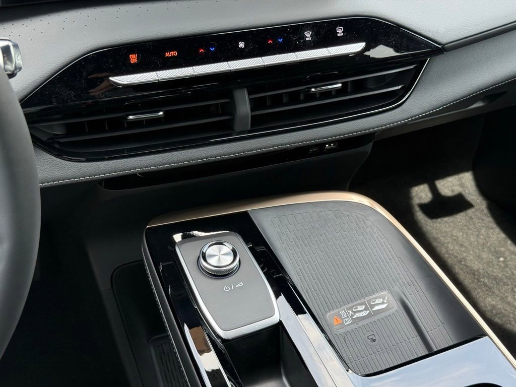 New 2026 Buick Enclave Avenir w/ Super Cruise Package FWD image 30