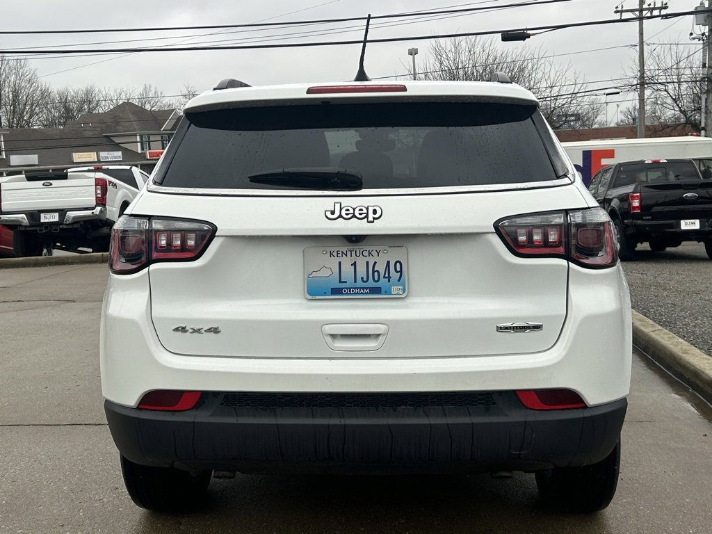 Used 2024 Jeep Compass Latitude w/ Sun and Sound Group image 7