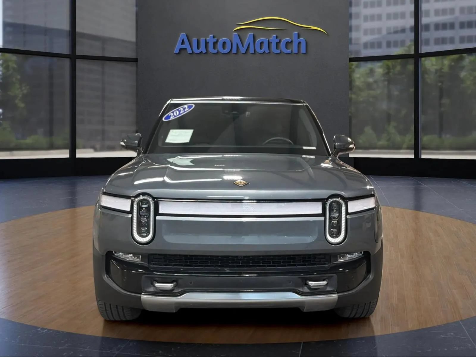 Used 2022 Rivian R1S Launch Edition Quad AWD/4WD image 2