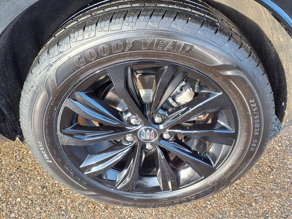 Used 2024 Buick Envista Sport Touring w/ Convenience I Package image 9