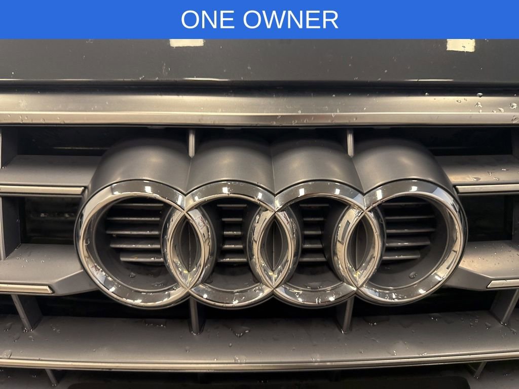Used 2020 Audi Q5 2.0T Premium w/ Convenience Package image 3