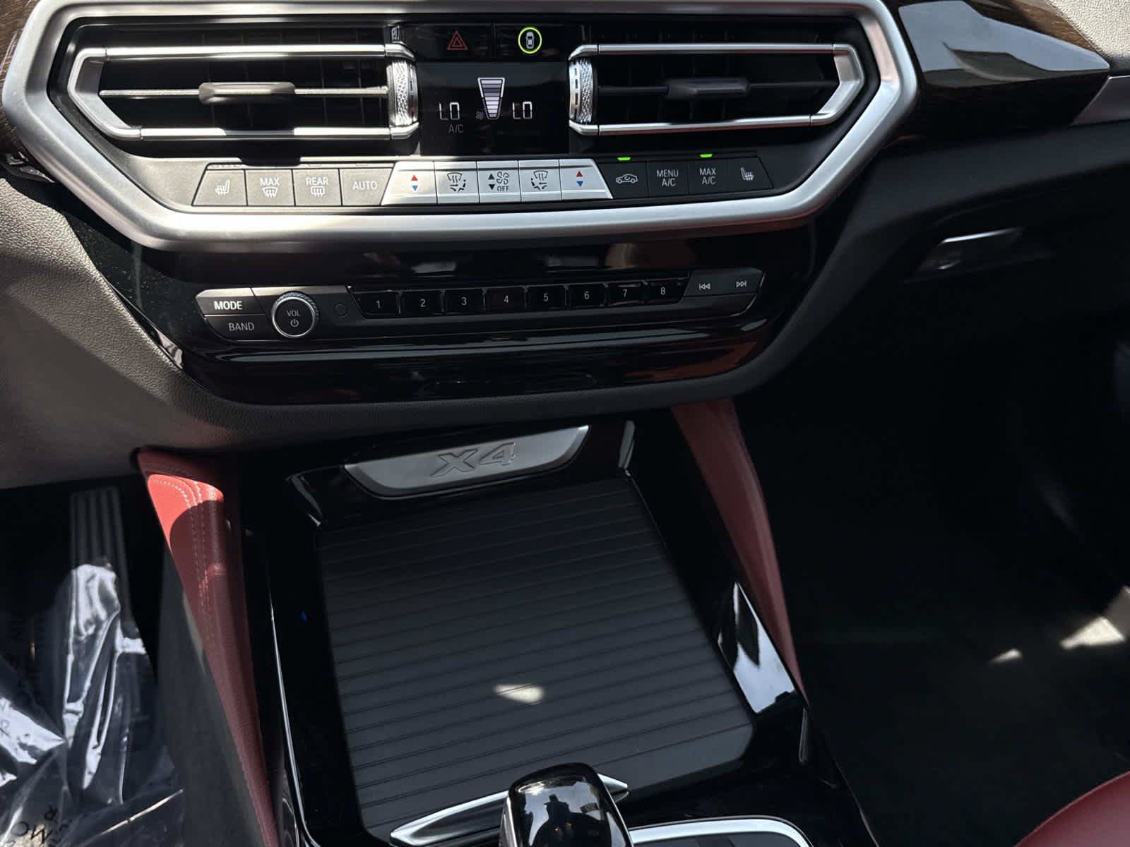 Used 2025 BMW X4 xDrive30i AWD/4WD image 20