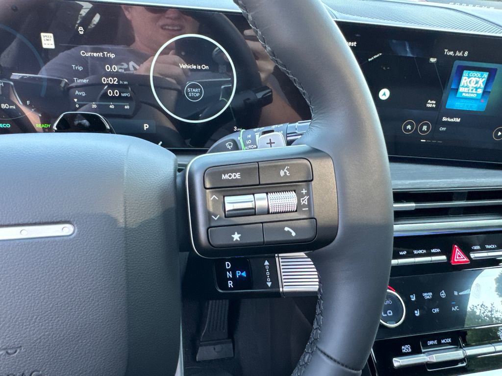 New 2025 Hyundai Santa Fe Limited image 16