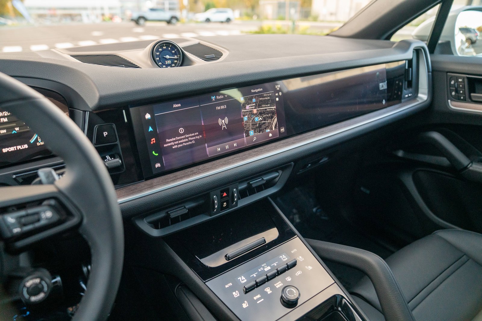 New 2026 Porsche Cayenne E-Hybrid Coupe AWD/4WD image 16