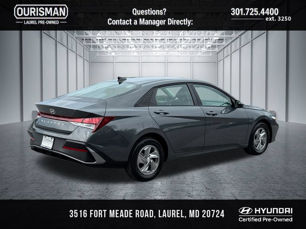 Certified 2026 Hyundai Elantra SE w/ Cargo Package FWD image 2