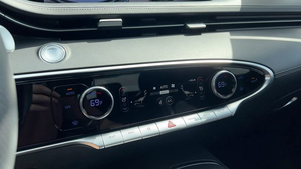 Used 2022 Genesis GV70 3.5T Sport w/ Sport Prestige Package image 29