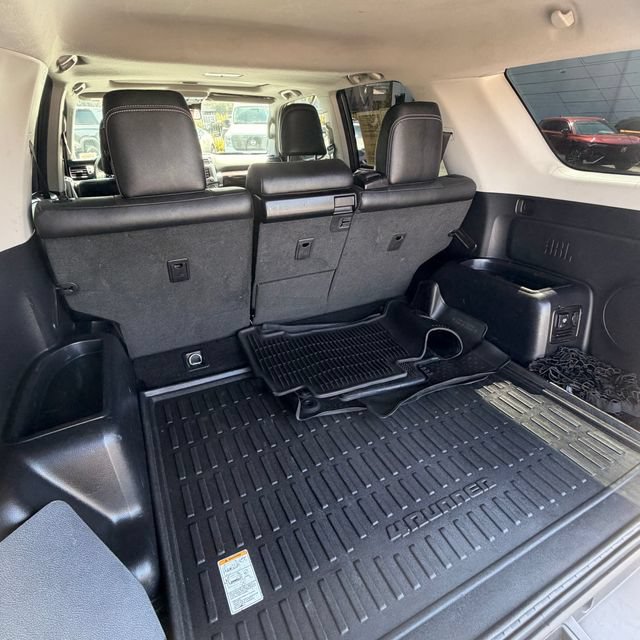 Used 2021 Toyota 4Runner Limited RWD image 9