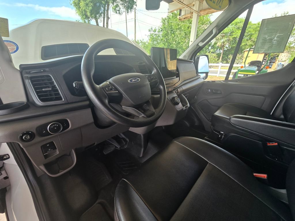 Used 2022 Ford E-Transit Medium Roof RWD image 49