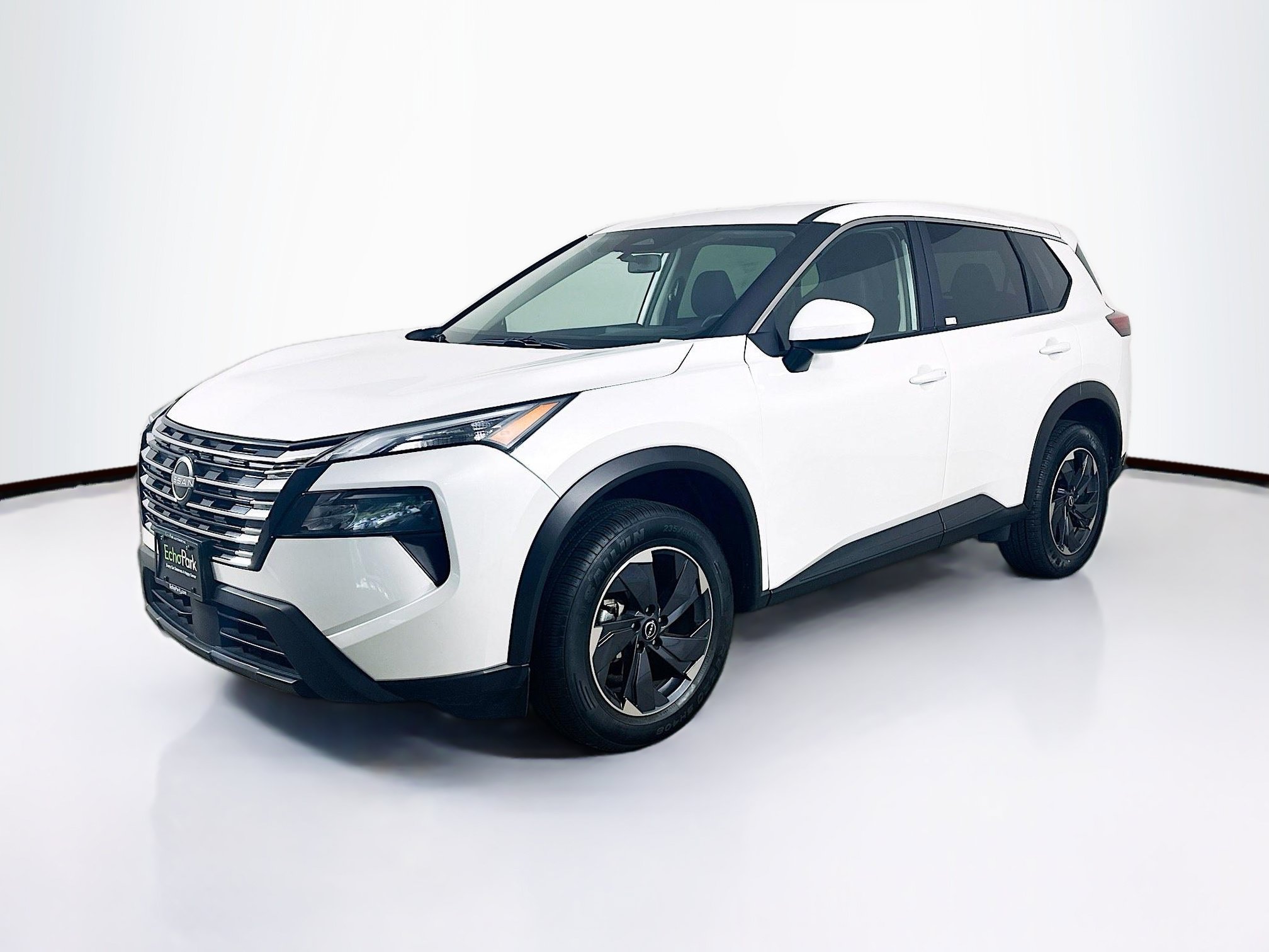 Used 2025 Nissan Rogue SV AWD/4WD image 3