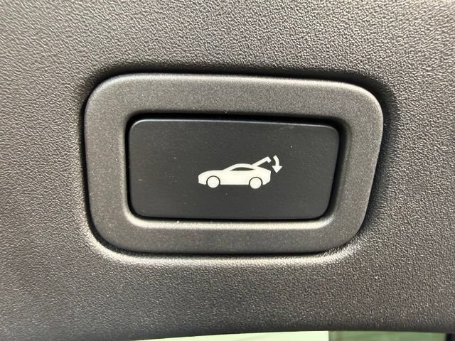 Used 2018 Jaguar F-TYPE 400 Sport AWD/4WD image 16