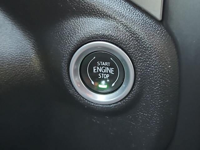 Used 2021 Chevrolet Silverado 1500 LT RWD image 16