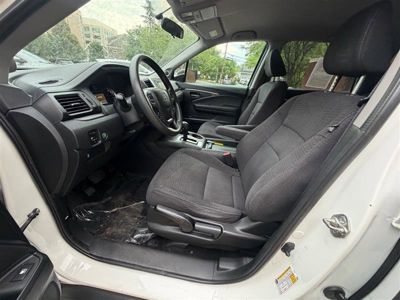 Used 2018 Honda Pilot LX image 36