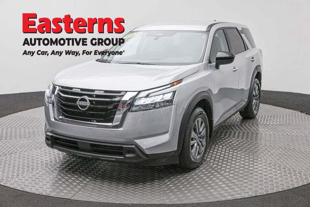 Used 2023 Nissan Pathfinder S