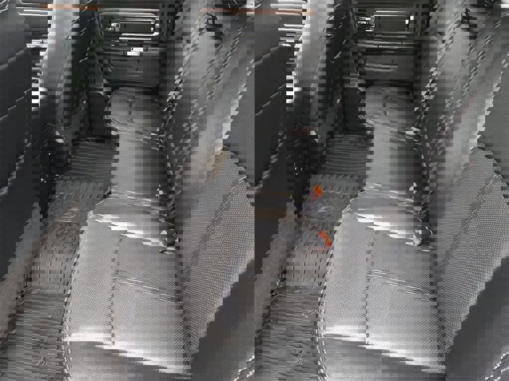 Used 2019 RAM 1500 Laramie image 14