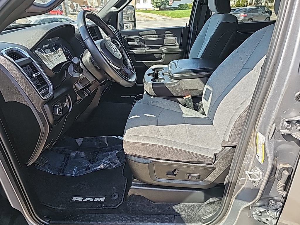 Certified 2024 RAM 2500 Big Horn w/ Bed Utility Group image 2