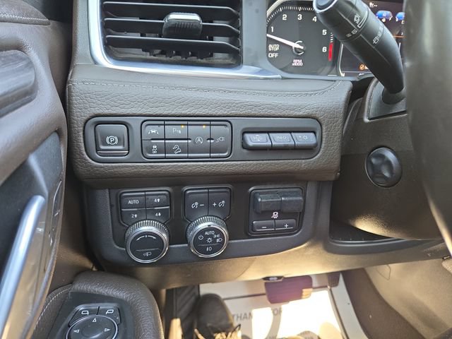 Used 2021 GMC Yukon XL Denali w/ Denali Ultimate Package AWD/4WD image 21
