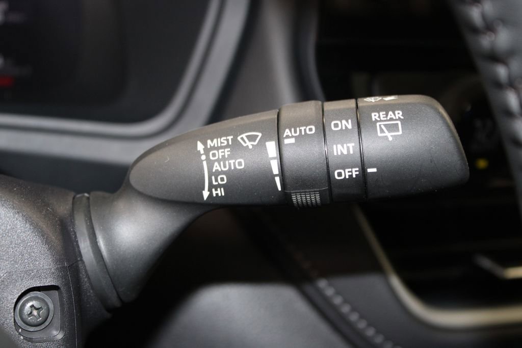 Used 2025 Toyota Grand Highlander Limited image 44