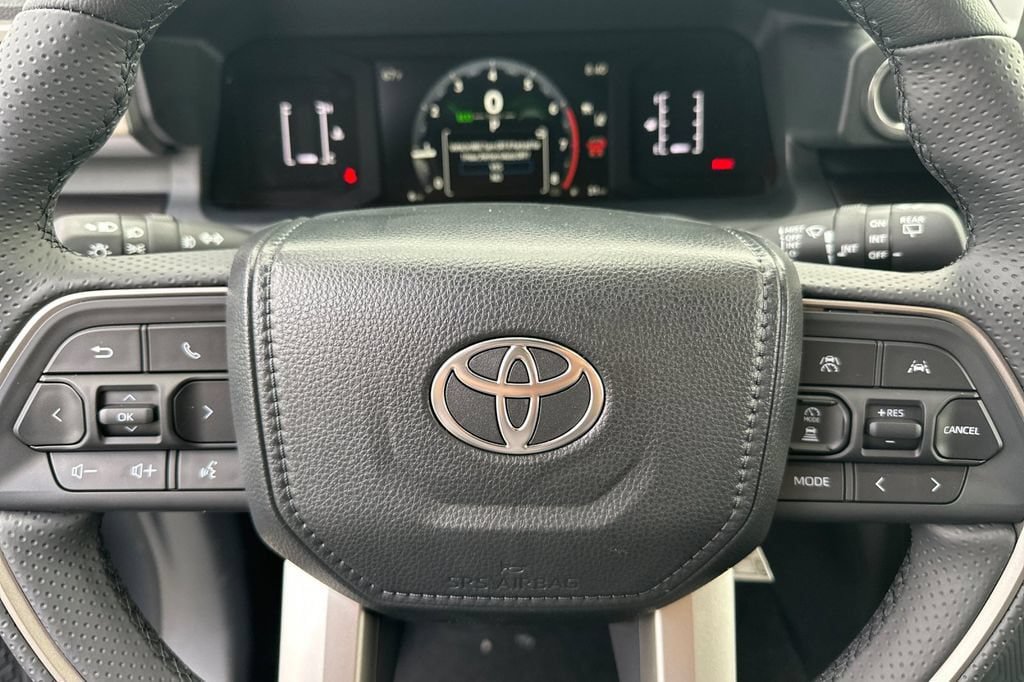 New 2026 Toyota 4Runner SR5 AWD/4WD image 21