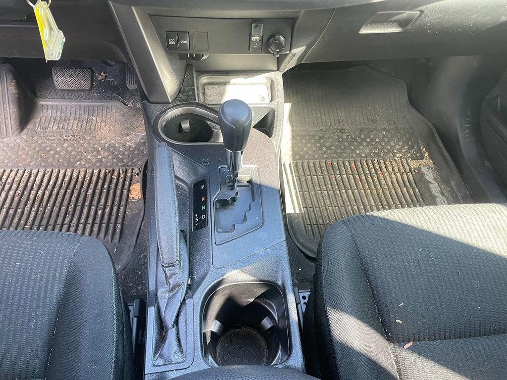 Used 2017 Toyota RAV4 LE w/ All Weather Liner Package image 21
