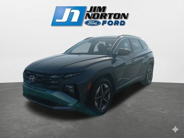 Used 2025 Hyundai Tucson SEL FWD image 4