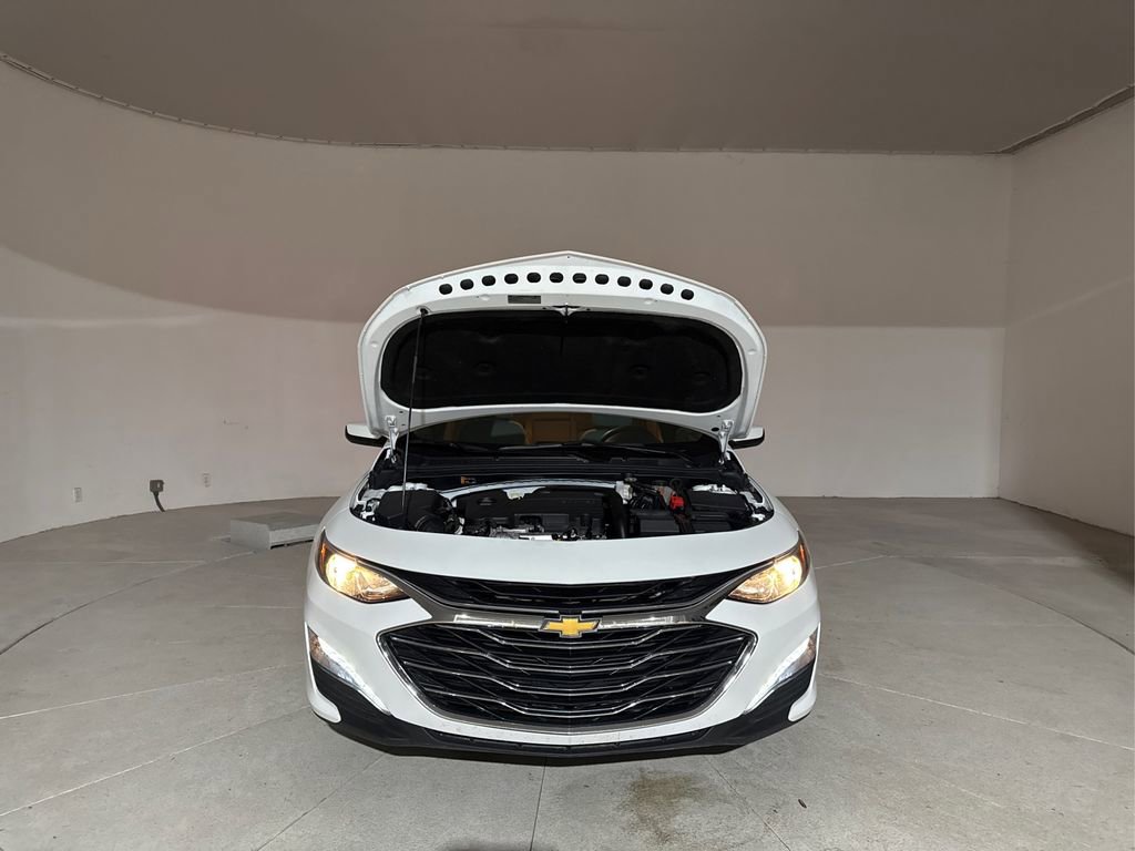Used 2025 Chevrolet Malibu LT image 11
