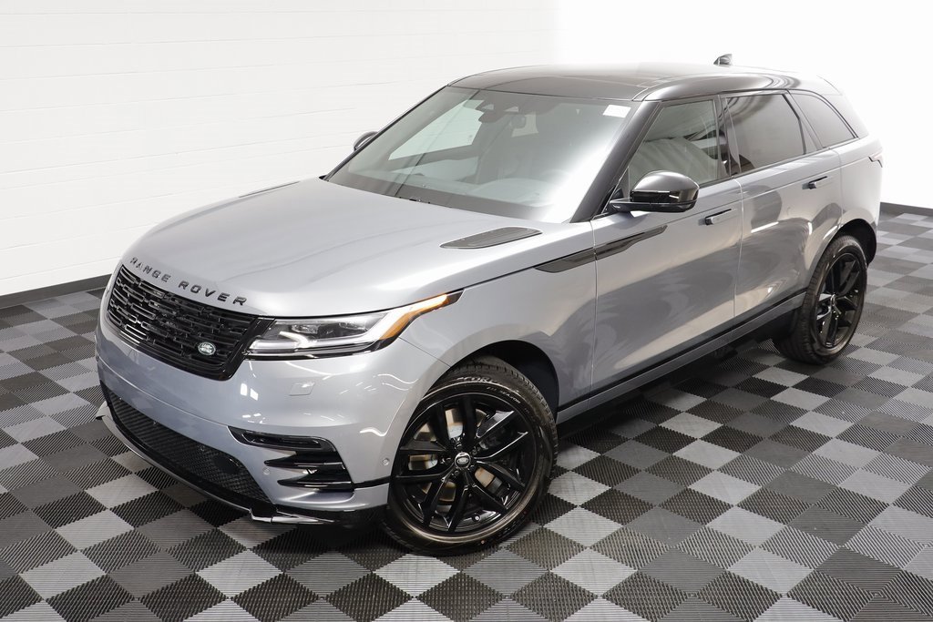 New 2026 Land Rover Range Rover Velar Dynamic SE image 2