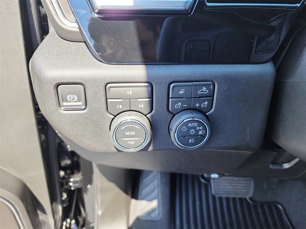 New 2025 Chevrolet Silverado 2500 LT w/ Z71 Chrome Sport Edition image 25