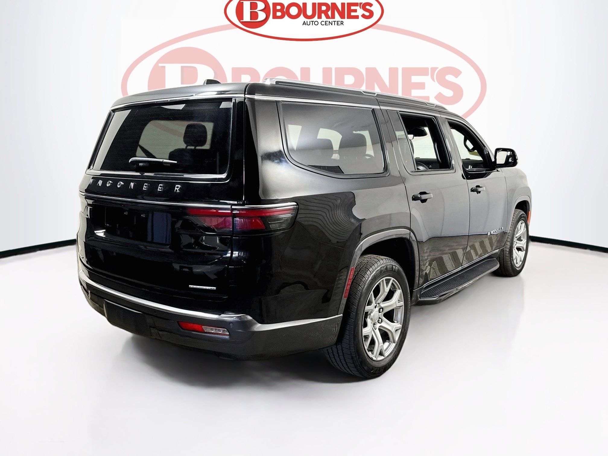 Used 2022 Jeep Wagoneer Series II AWD/4WD image 11