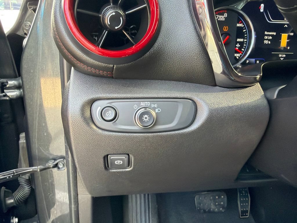 Used 2019 Chevrolet Blazer RS FWD image 23
