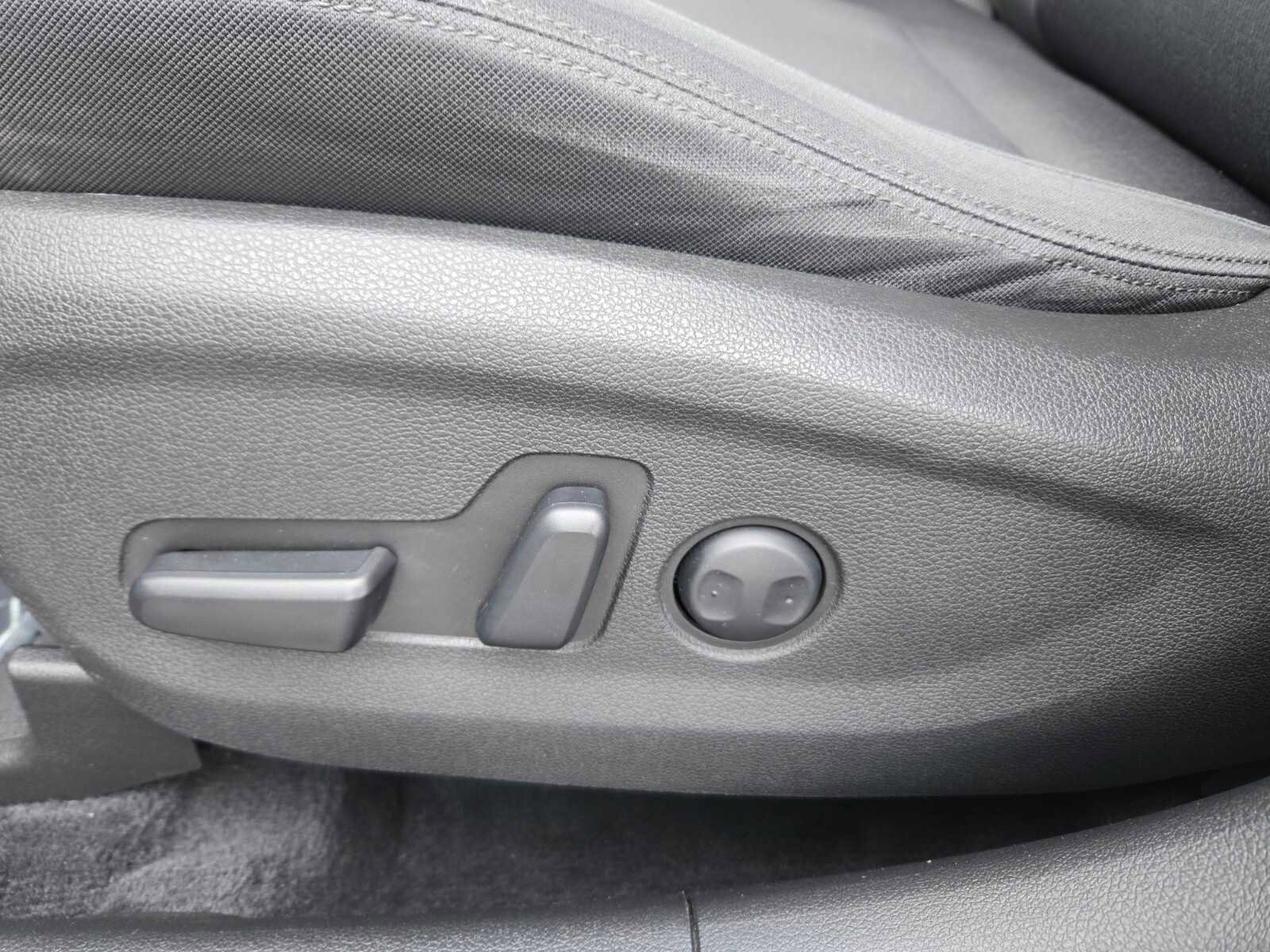 Used 2017 Hyundai Tucson Sport image 20