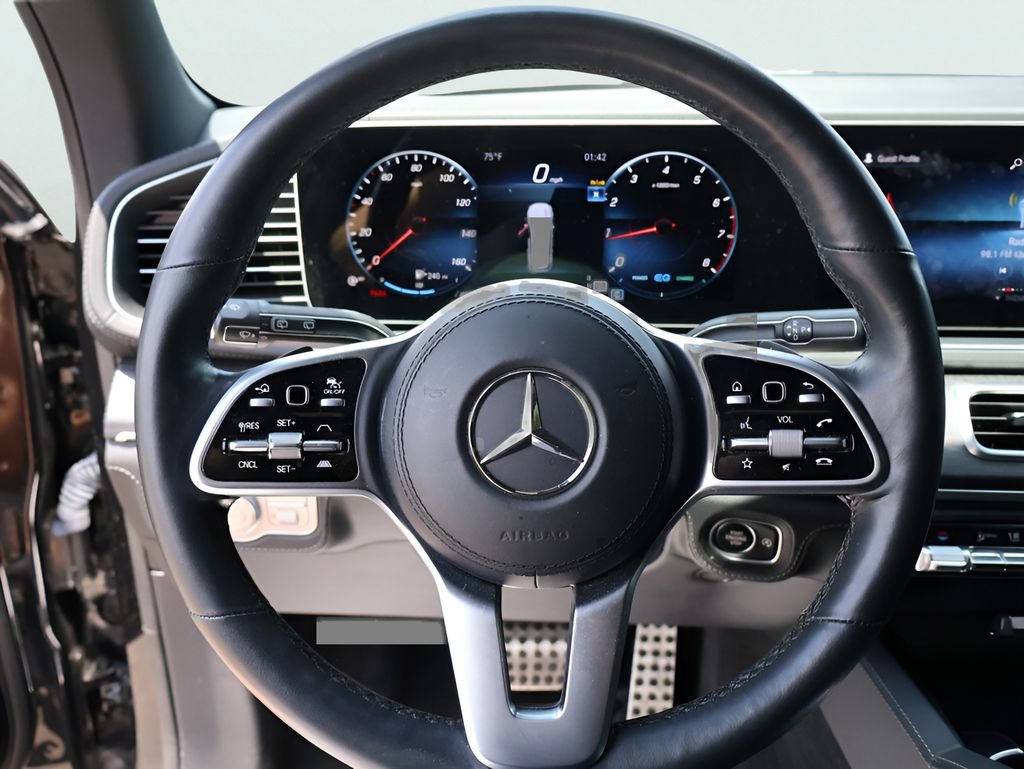 Certified 2022 Mercedes-Benz GLS 450 4MATIC image 31
