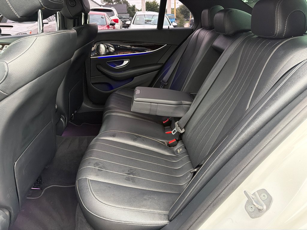 Used 2017 Mercedes-Benz E 300 4MATIC image 32