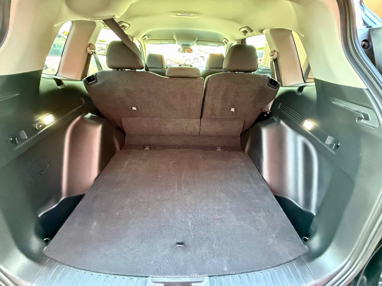 Used 2025 Honda CR-V LX image 37