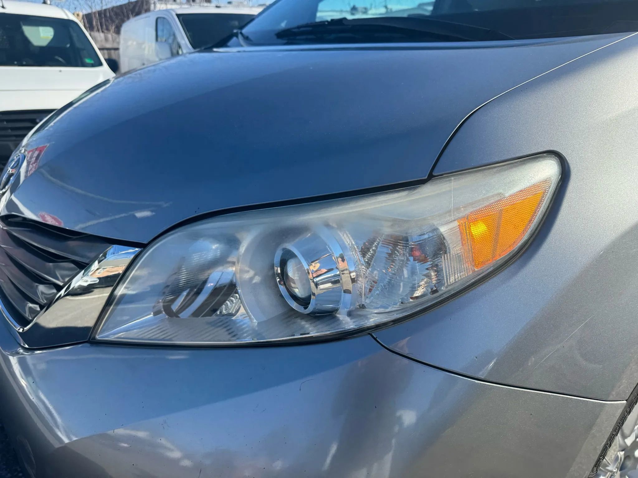 Used 2012 Toyota Sienna XLE w/ Premium Pkg image 88