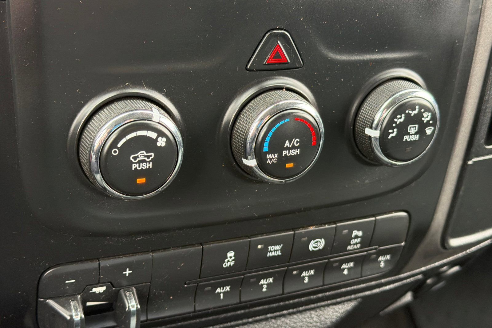 Used 2017 RAM 3500 Tradesman w/ Chrome Appearance Group AWD/4WD image 20