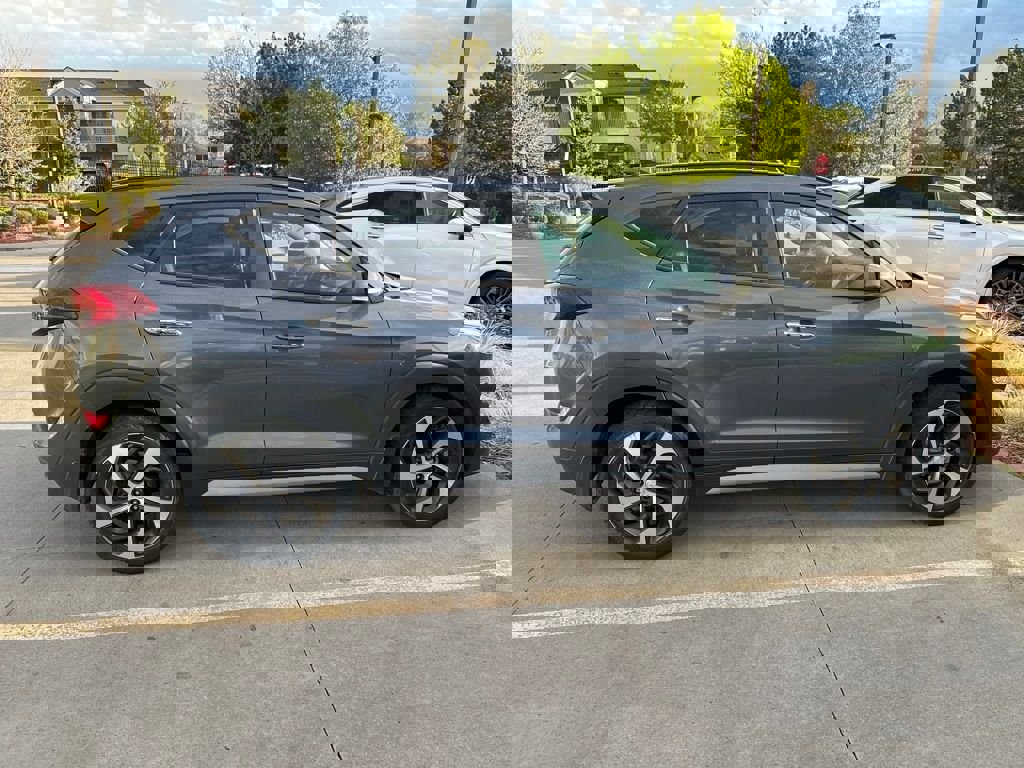 Used 2017 Hyundai Tucson Limited w/ Limited Ultimate Package 03 image 1